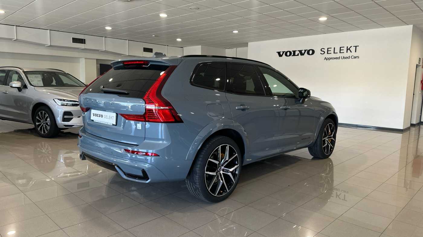 Volvo  Recharge Polestar Engineered, T8 AWD plug-in hybrid, Eléctrico/Gasolina